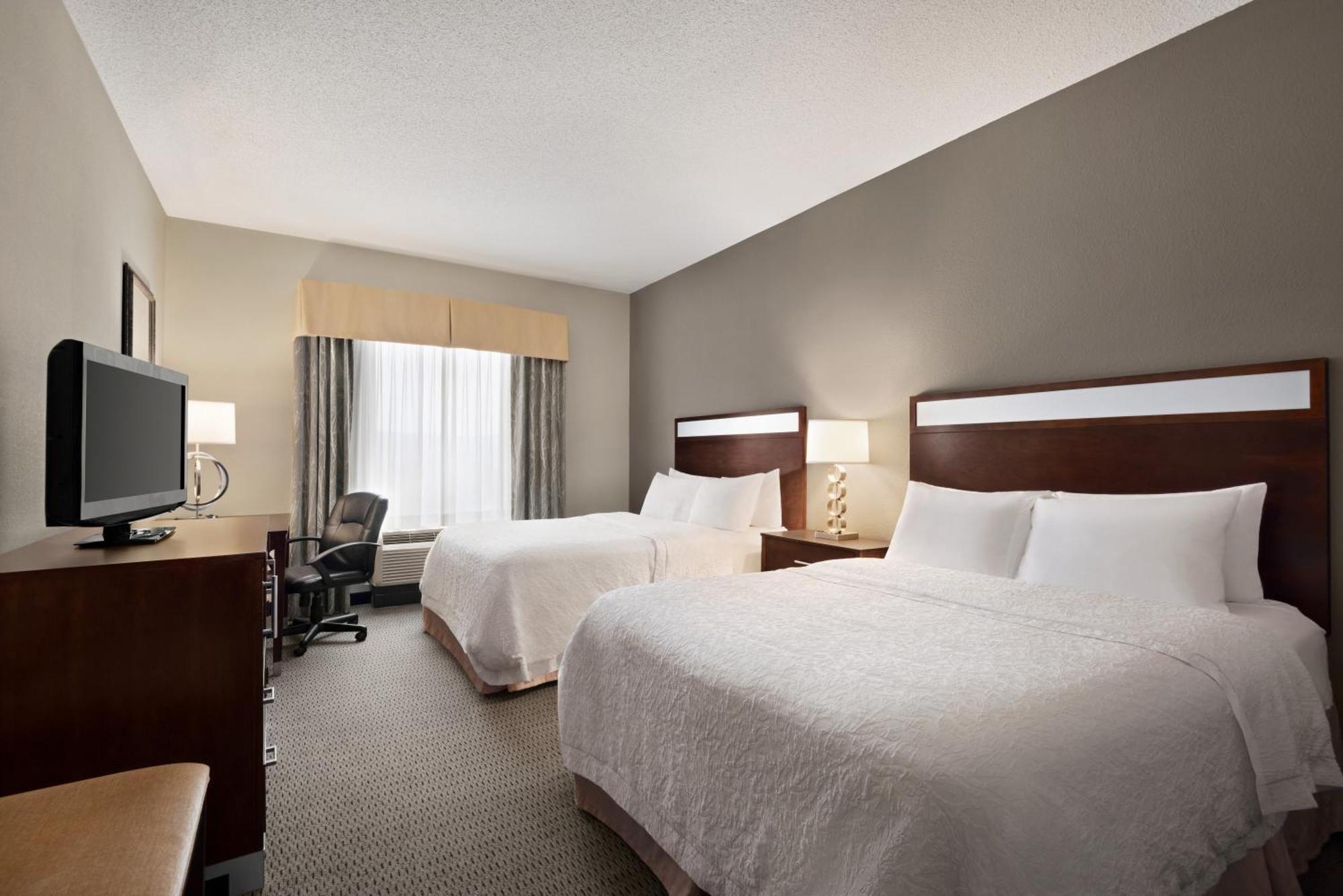 Hampton Inn & Suites - Мансфийлд Екстериор снимка