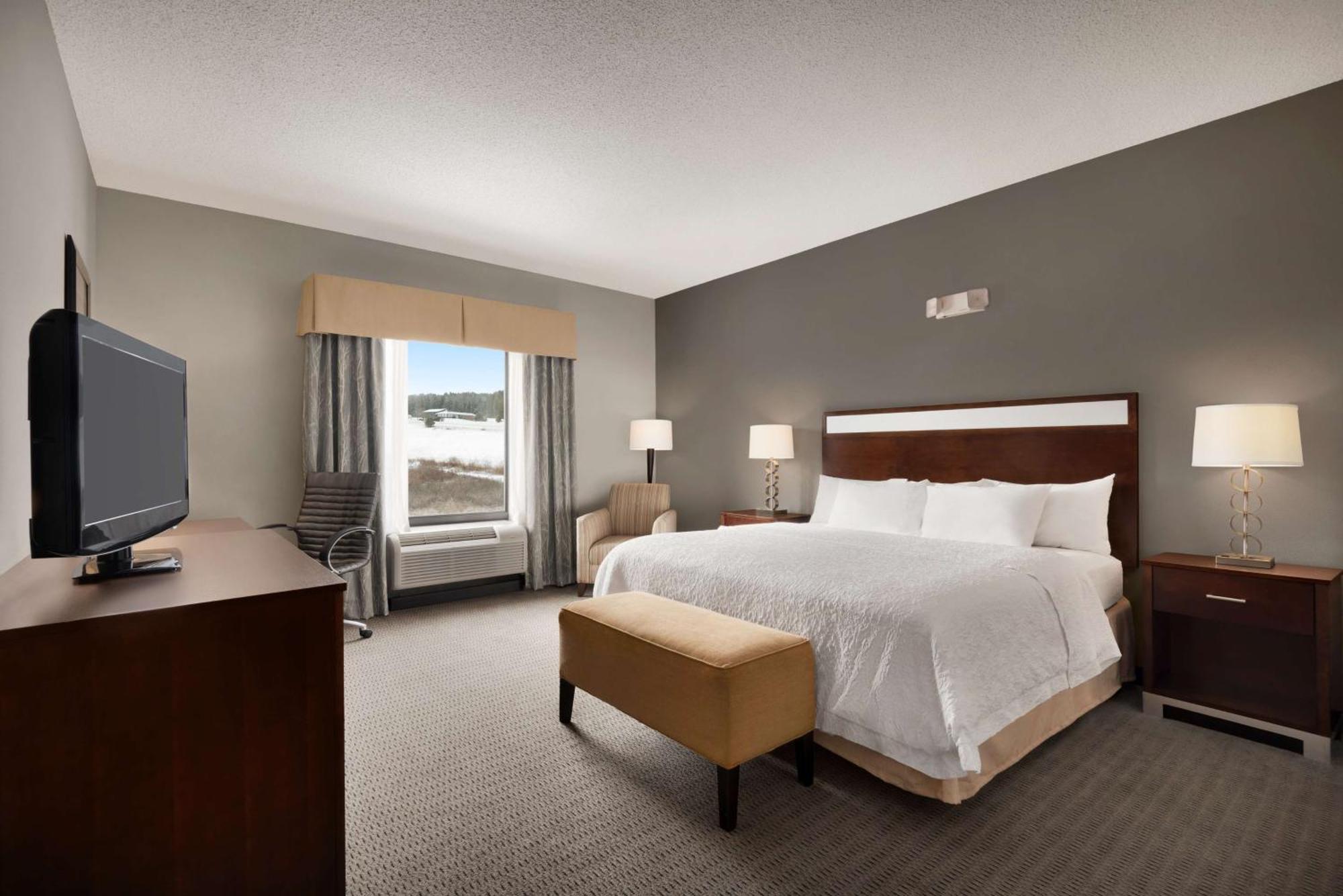 Hampton Inn & Suites - Мансфийлд Екстериор снимка